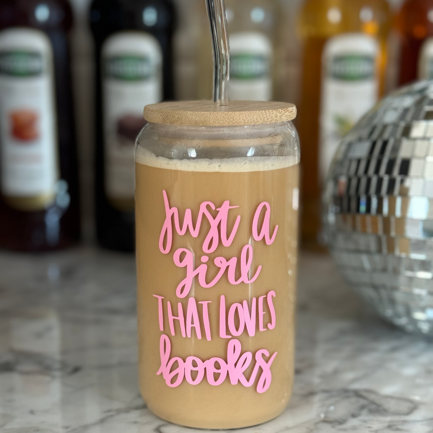 Trinkglas - Just a girl loves books