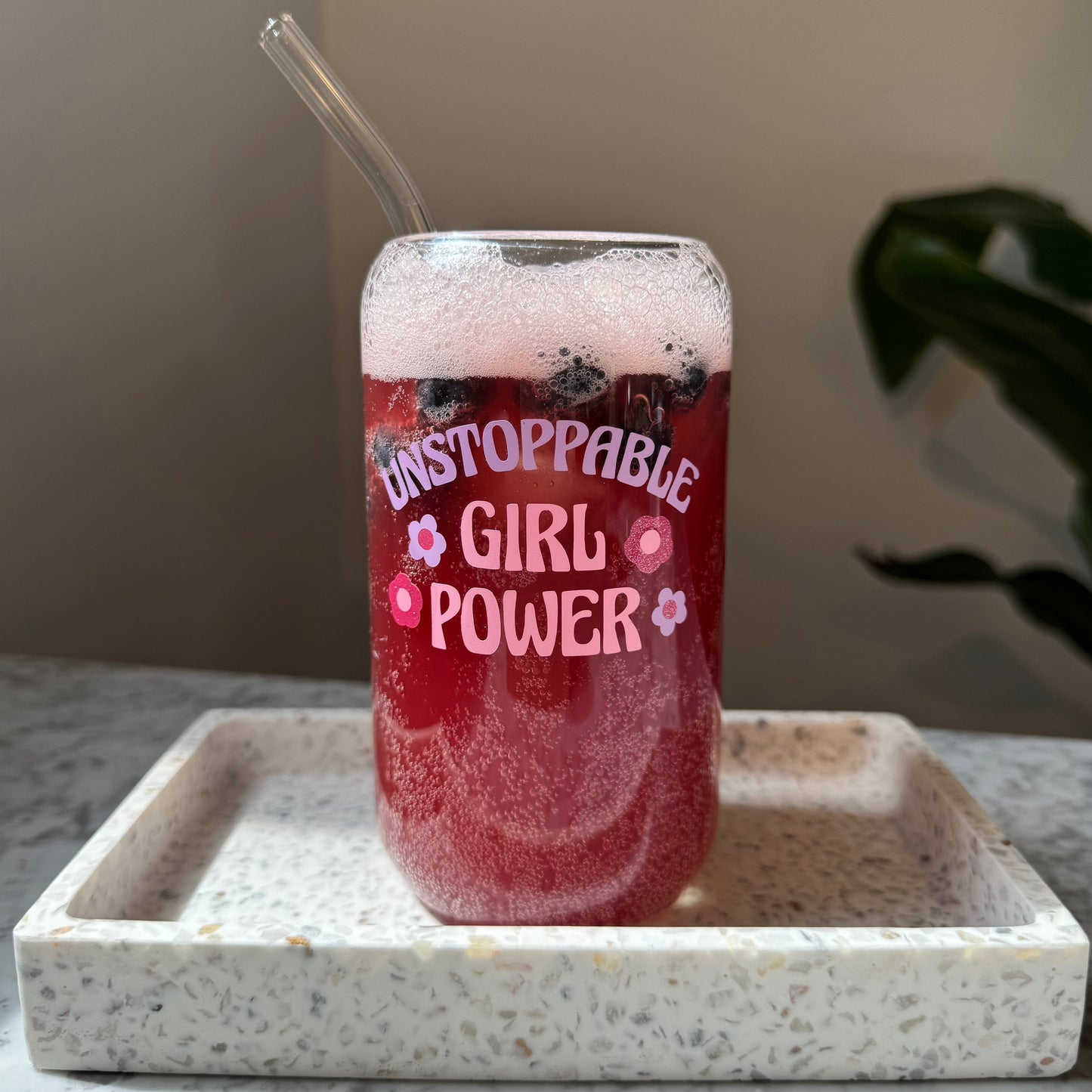 Trinkglas - Unstoppable Girl Power Pink